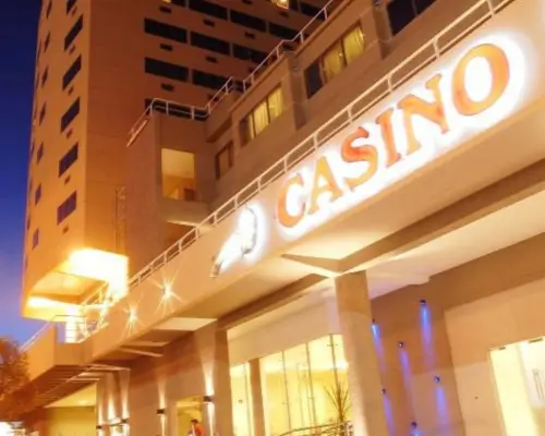 Hotel Tower Inn & Suites