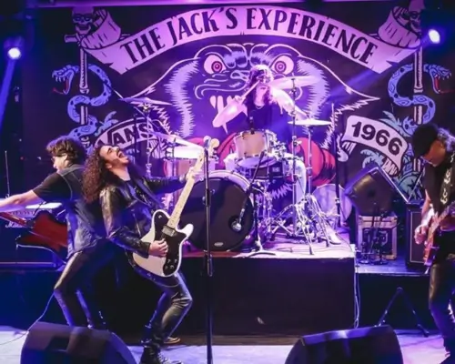 Makena Cantila Cluba